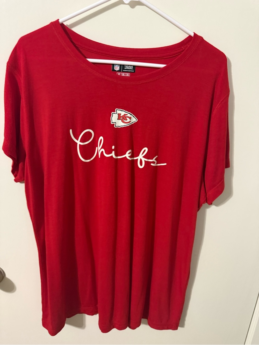 Team Apparel Red Chiefs Script Logo T‑Shirt